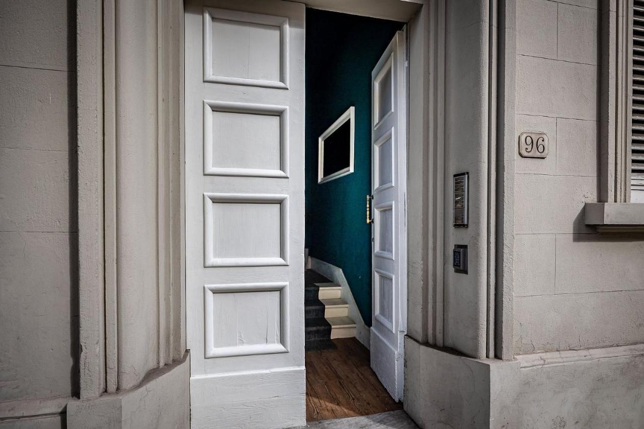 Francesco Baracca Palace Apt Florens Exteriör bild
