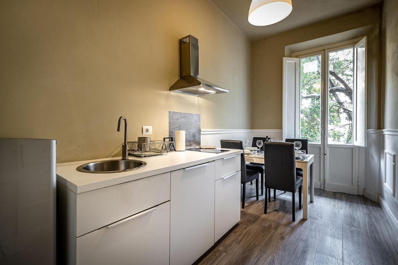 Francesco Baracca Palace Apt Florens Exteriör bild